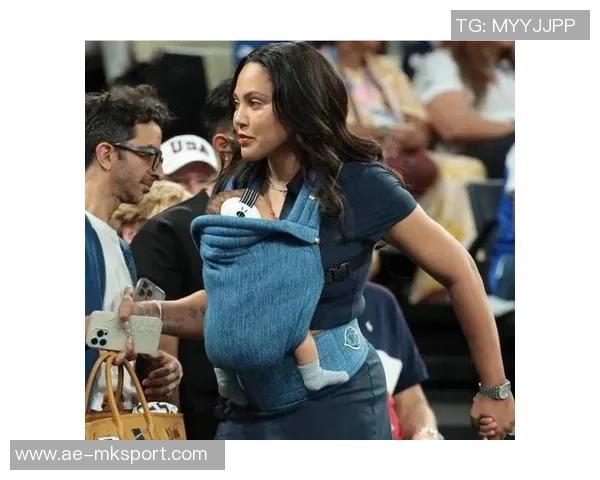 夸梅直言阿耶莎因库里成名而嫉妒赞助也难以改变现状